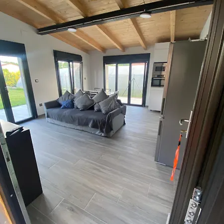 Casita Jardin Mendiurru 公寓 蒙希亚